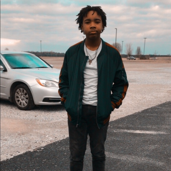 Meet your Posher, Jerome - Picture 1 of 1